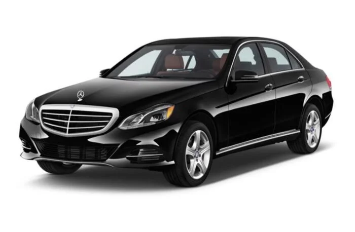 Închiriere Mercedes E Klasse 2015 cutie automata Sibiu
